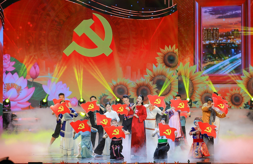 Una de las actuaciones artísticas en el evento. (Fuente: VNA)