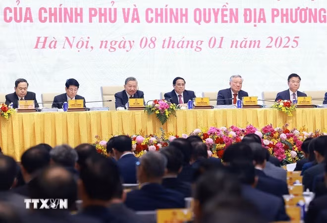 Dirigentes de alto nivel de Vietnam en el evento. (Fuente: VNA)