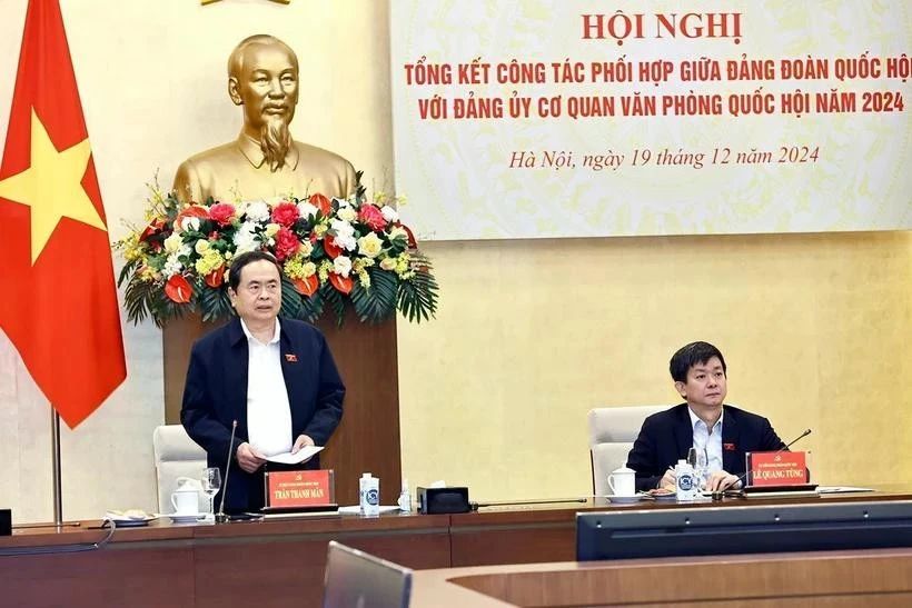 El presidente de la Asamblea Nacional de Vietnam, Tran Thanh Man, habla en el evento. (Fuente: VNA)