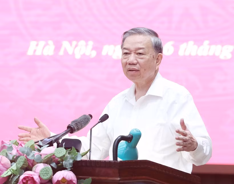 El secretario general del Partido Comunista de Vietnam, To Lam, habla en el evento. (Fuente: VNA)