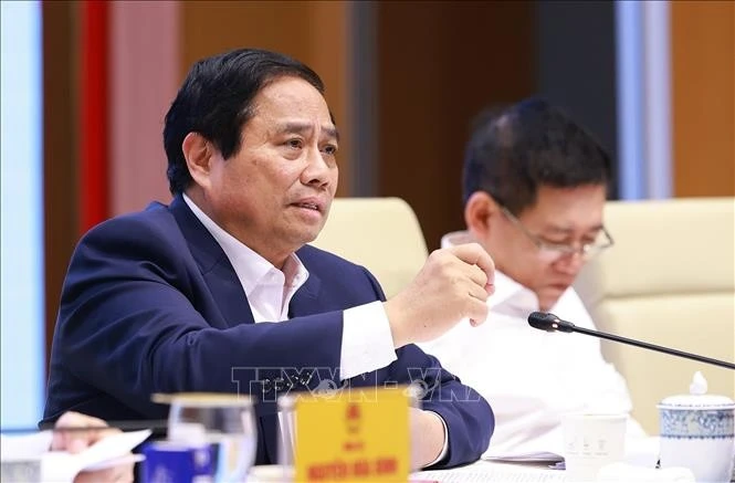 El primer ministro Pham Minh Chinh habla en el evento. (Fuente: VNA)