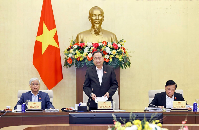 El presidente de la Asamblea Nacional de Vietnam, Tran Thanh Man, habla en el evento. (Fuente: VNA)