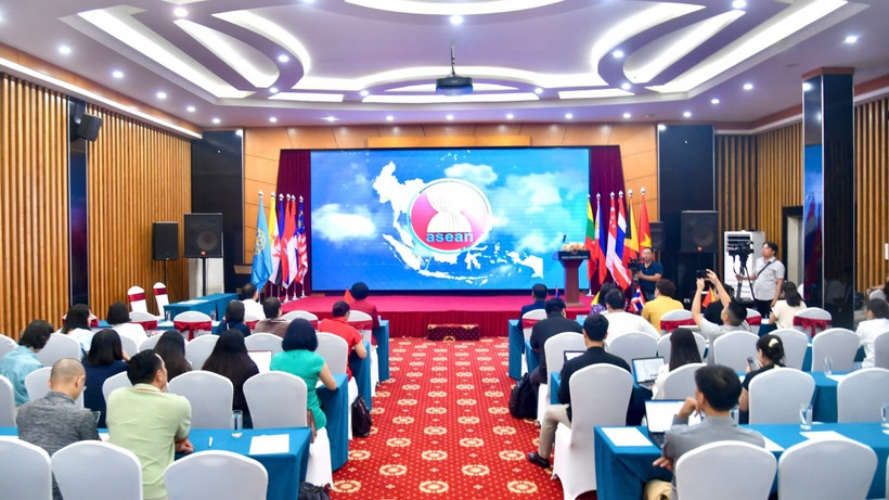 Panorama de la rueda de prensa en Hanoi. (Fuente: VOV)
