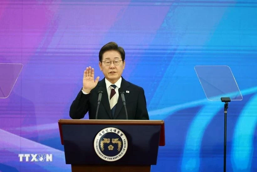 Lee Jae Myung presta juramento como presidente de Corea del Sur el 4 de junio de 2025. (Foto: Xinhua/VNA)