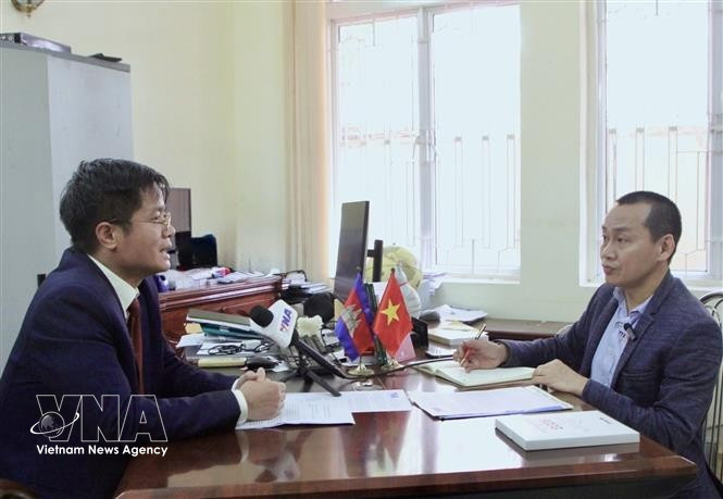 En la entrevista. (Fuente: VNA)