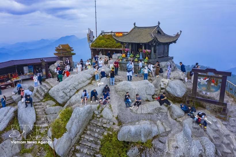 El sitio histórico y paisajístico de Yen Tu fue reconocido como monumento nacional especial en 2012 y como Patrimonio Cultural de la Humanidad por el Comité del Patrimonio Mundial de la UNESCO en 2025. (Fuente: VNA)