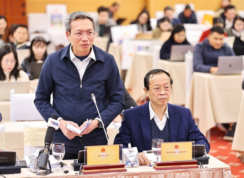 El general de división Nguyen Quoc Toan, jefe de Oficina del Ministerio de Seguridad Pública de Vietnam y su portavoz, en el evento. (Fuente: VNA)
