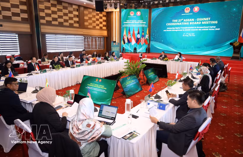 Panorama de la reunión. (Fuente: VNA)