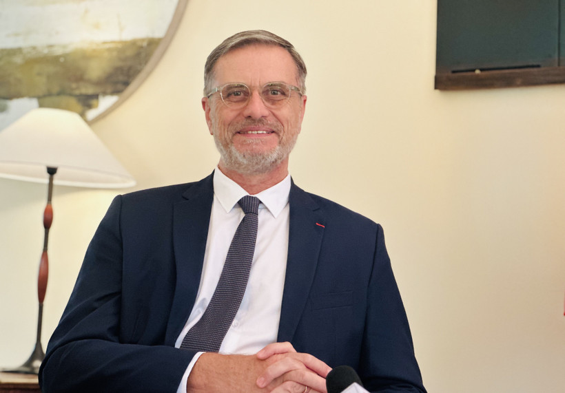 El embajador de Francia en Vietnam, Olivier Brochet. (Fuente: VNA)