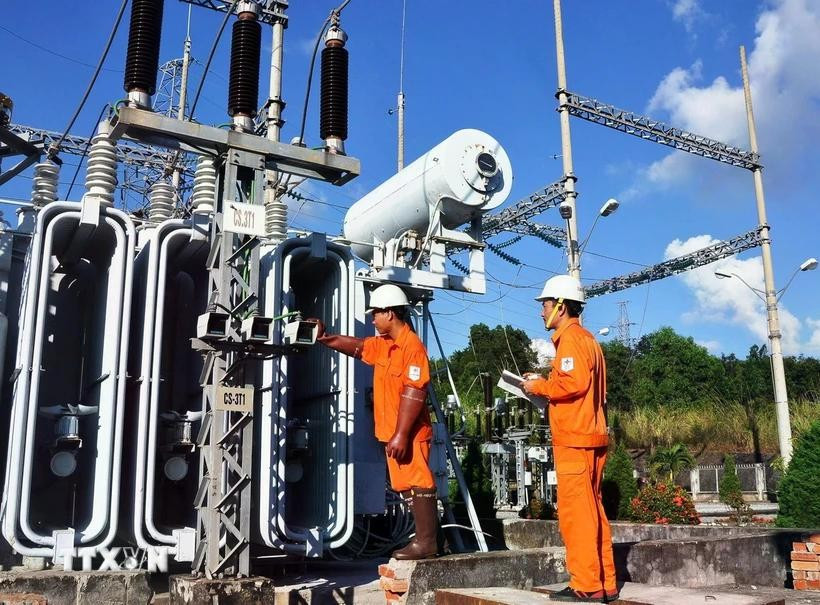 Supervisan la operación de obras de electricidad de 110 kV en provincias en Tay Nguyen (Altiplanicie Occidental). (Fuente: VNA)