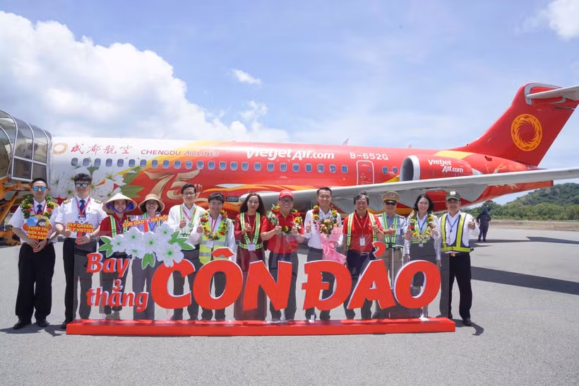 Vietjet opera oficialmente 28 vuelos a Con Dao por semana. (Fuente: Vietjetair.com)