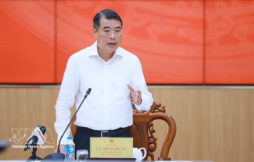 El primer ministro de Vietnam, Le Minh Hung, habla en el evento. (Fuente: VNA)