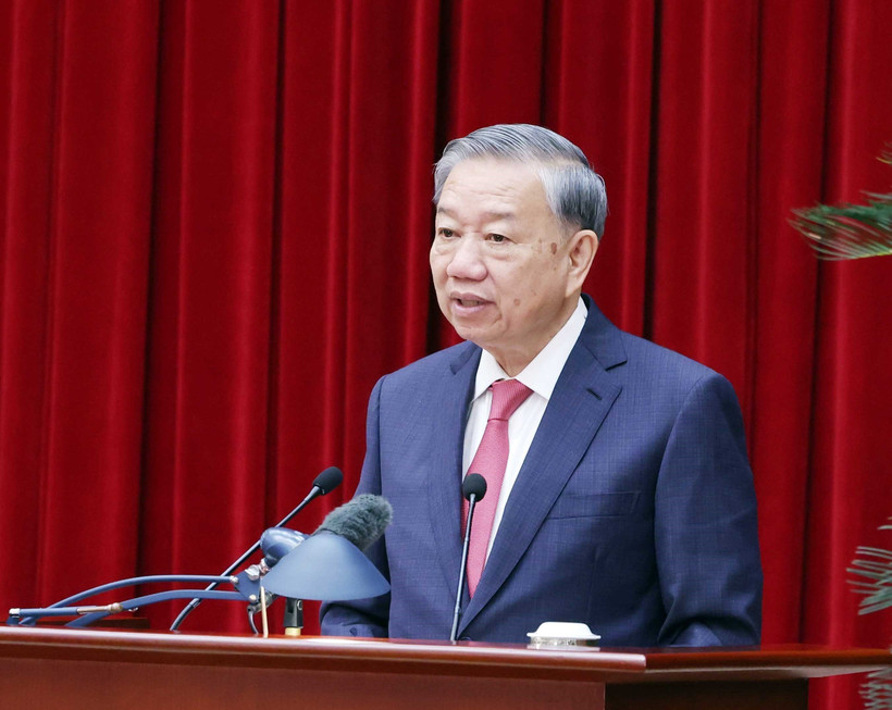 El secretario general del Partido Comunista de Vietnam, To Lam, habla en el evento. (Fuente: VNA)