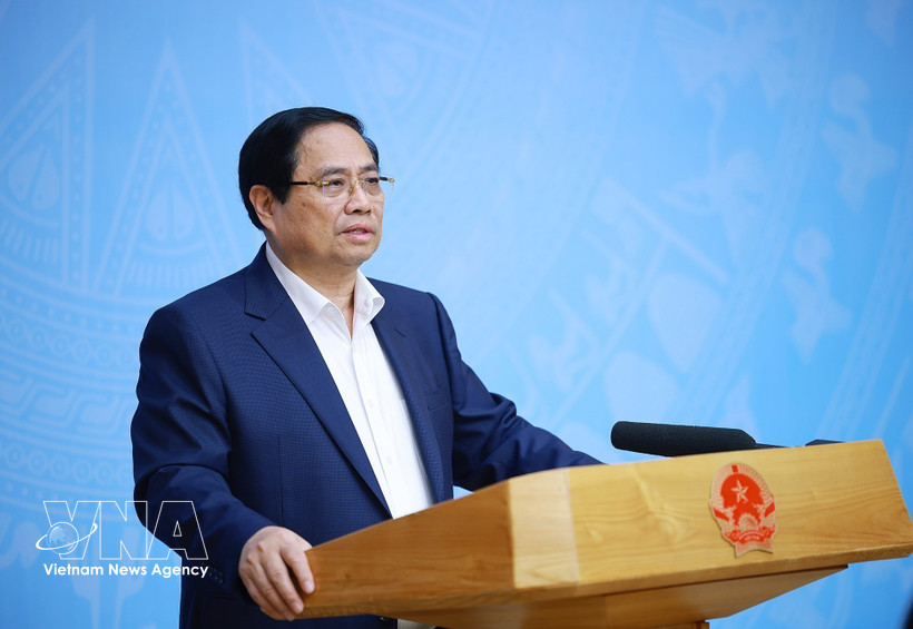 El primer ministro Pham Minh Chinh habla en el evento. (Fuente: VNA)