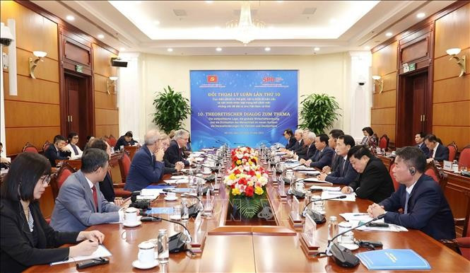 Panorama del X Diálogo Teórico entre el Partido Comunista de Vietnam y el Partido Socialdemócrata de Alemania. (Fuente: VNA)