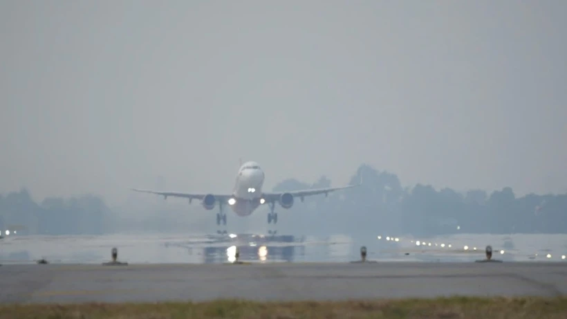 El vuelo VJ1149 de Vietjet aterrizó a las 17:31 del 7 de mayo en la pista 25R del Aeropuerto Internacional Tan Son Nhat. (Foto: Vietjet)