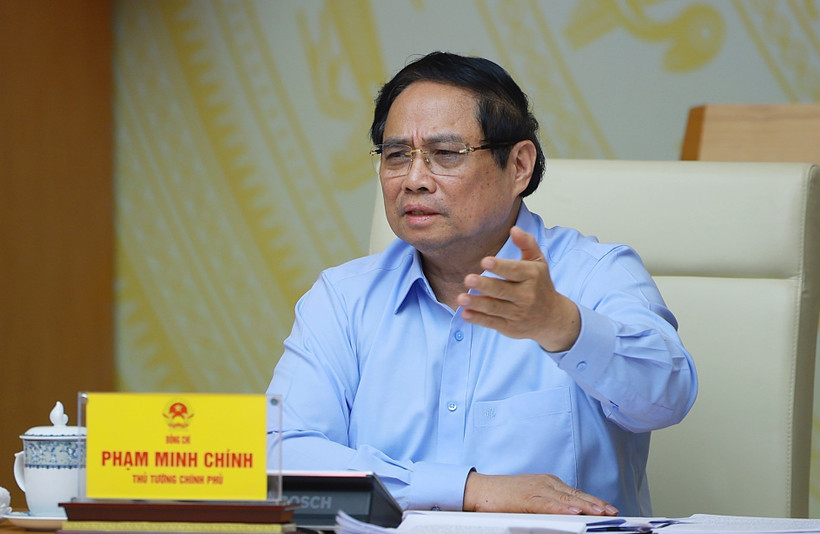 El primer ministro Pham Minh Chinh habla en el evento. (Fuente: VNA)