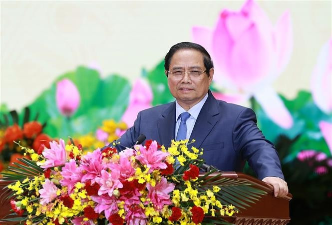 El primer ministro Pham Minh Chinh habla en el evento. (Fuente: VNA)