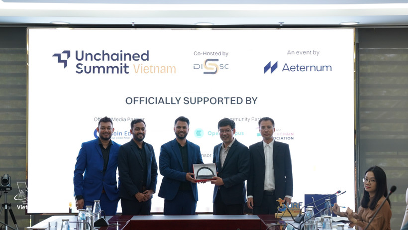 En el encuentro de trabajo. (Fuente: VNA)