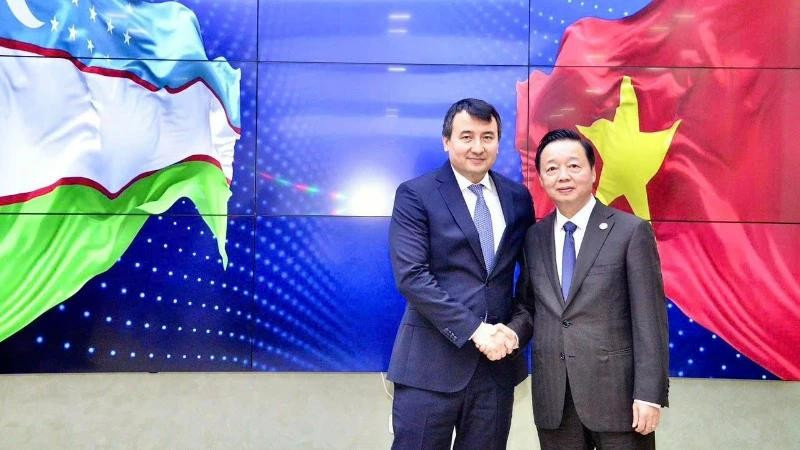 El viceprimer ministro vietnamita Tran Hong Ha sostuvo conversaciones con su homólogo uzbeko Jamshid Khodjaev. (Fuente: VNA)