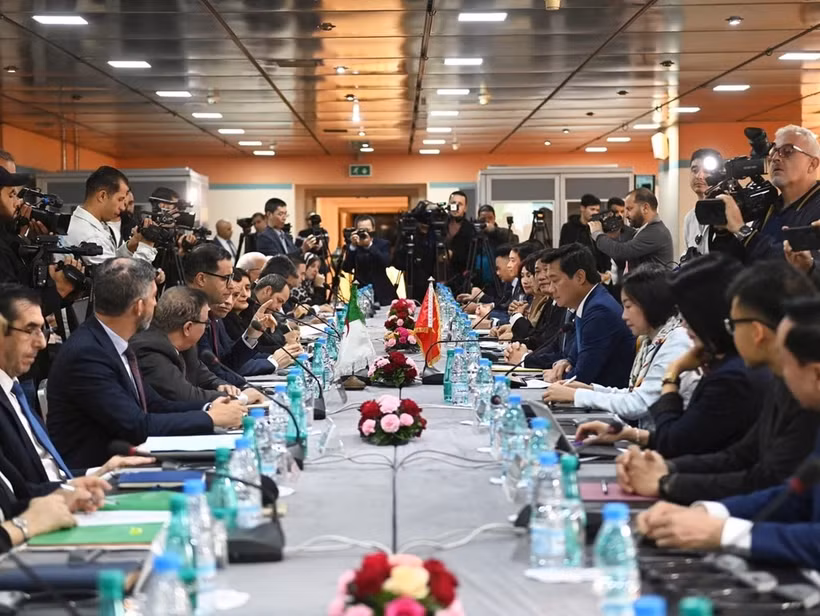 Panorama de la reunión. (Fuente: VNA)