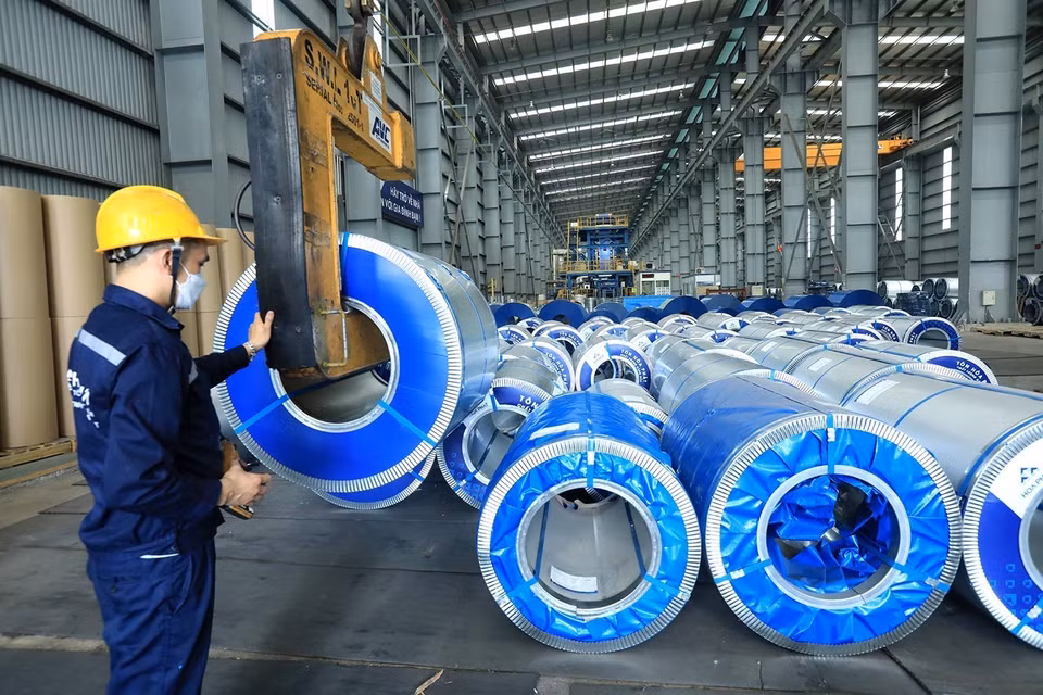 Los productos de la empresa de acero Hoa Phat no sólo sirven al mercado nacional, sino que satisfacen a la demanda de los mercados exigentes como la Unión Europea, Canadá, Japón, entre otros (Foto: VNA)