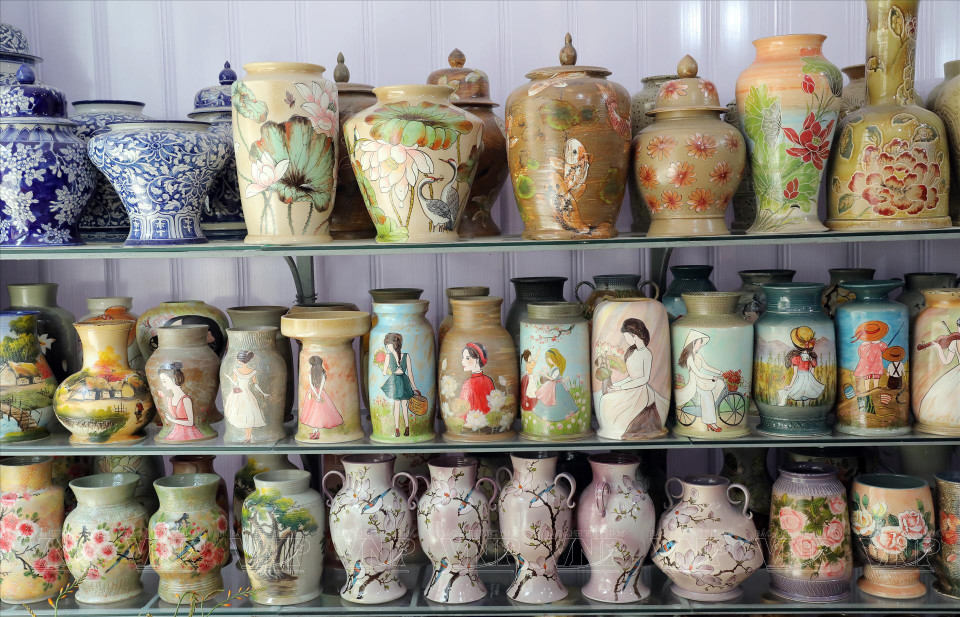 Diferentes modelos de jarrones decorativos. (Foto: Revista Vietnam)