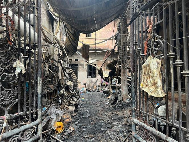 Escena del incendio (Fuente: VNA) fdgrgr.jpg