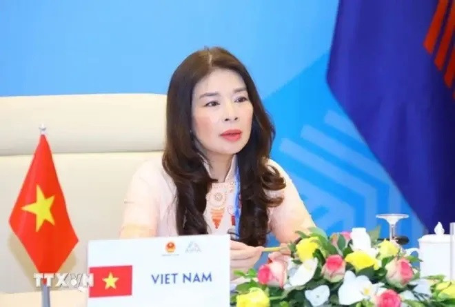 thu ha.jpg
