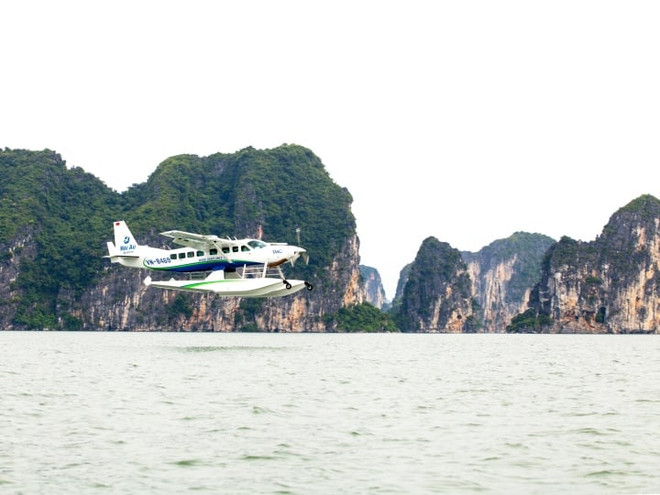Experiencia en hidroavión en la Bahía de Ha Long. (Foto: VTC) z3871764825936-ea056f107580353291b1eb76b89c3b9d-1-823-15470378.jpg