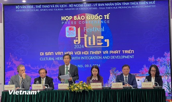 El presidente del Comité Popular provincial, Nguyen Van Phuong, habla en el evento (Fuente: Vietnamplus) gt8h06le.png