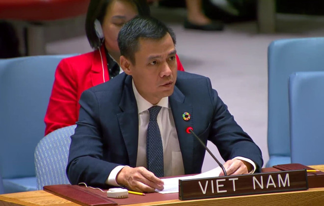 El embajador Dang Hoang Giang, jefe de la misión permanente de Vietnam ante la ONU, en el debate abierto del Consejo de Seguridad de la ONU. (Fuente: VNA) Dai_su_Dang_Hoang_Giang.jpg