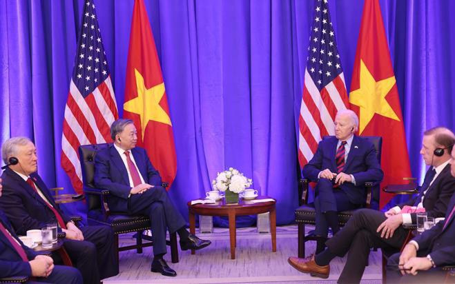 El secretario general del Partido Comunista de Vietnam y presidente del país, To Lam, y presidente de Estados Unidos, Joseph Biden. (Fuente: VNA) vna_potal_tong_bi_thu_chu_tich_nuoc_to_lam_gap_tong_thong_hoa_ky_joe_biden_7616919.jpg
