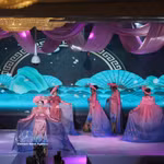 Una actuación de Ao Dai en el evento. (Foto: VNA)