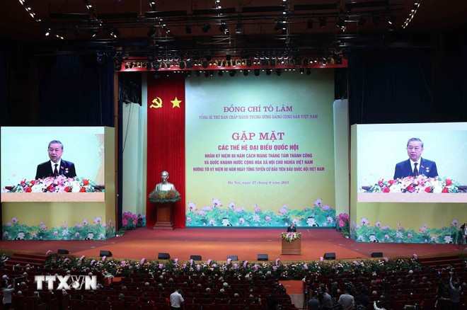 El secretario general del Partido Comunista de Vietnam, To Lam, interviene en el evento. (Fuente: VNA)