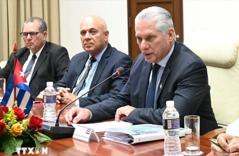 El presidente de Cuba, Miguel Díaz-Canel, afirmó que la relación Vietnam-Cuba es un modelo único en el mundo. (Foto: VNA)