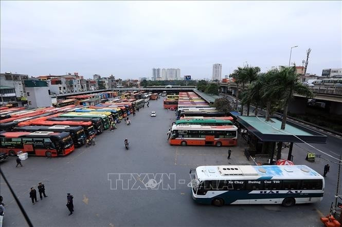 Se añadirán hasta 1.000 autobuses para satisfacer mejor la demanda de transporte público durante el feriado del Día Nacional. (Foto ilustrativa: VNA)
