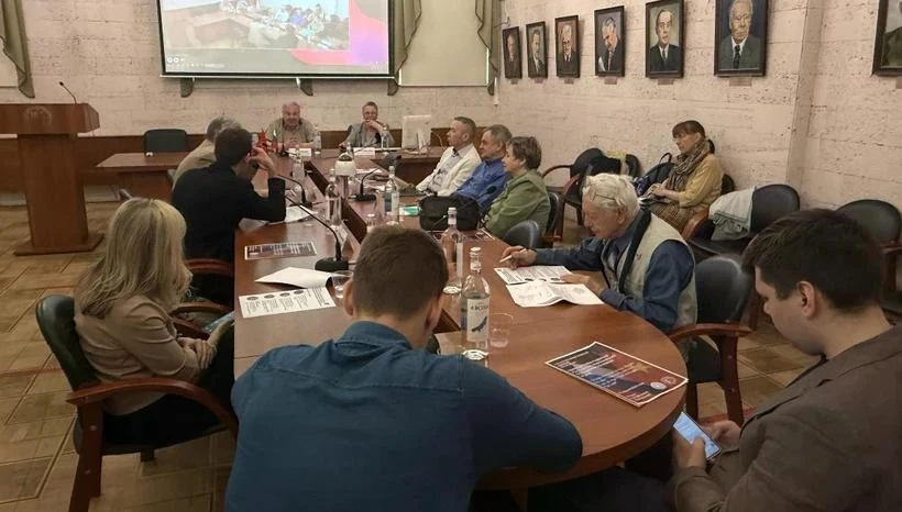 En el simposio (Foto: VNA)