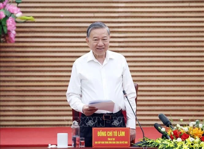 El secretario general del Partido Comunista de Vietnam, To Lam, interviene en la reunión (Fuente: VNA)