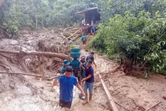 Inundaciones repentinas y deslizamientos de tierra azotan la provincia de Dien Bien. (Foto: VNA)