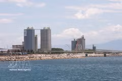 La provincia de Khanh Hoa está poniendo en marcha proyectos de infraestructura para la zona económica de Van Phong. (Foto: VNA)
