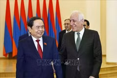 El presidente de la Asamblea Nacional de Vietnam, Tran Thanh Man, y el presidente armenio, Vahagn Khachaturyan. (Fuente: VNA)
