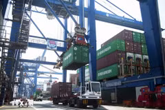 El Departamento de Defensa Comercial seguirá mejorando la eficacia de su sistema de alerta temprana mediante un seguimiento estrecho de la evolución de las exportaciones de cada producto y en cada mercado. (Foto: VNA)