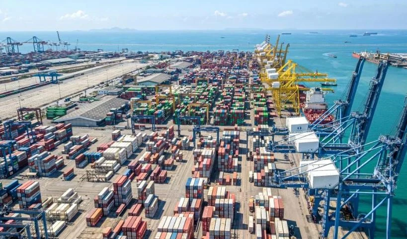 Una vista del puerto de Laem Chabang en la provincia de Chonburi. Es uno de los puertos internacionales de contenedores más importantes de Tailandia (Foto: Xinhua)