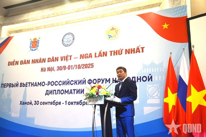 Phan Anh Son, presidente de la Unión de Organizaciones de Amistad de Vietnam, habla en el evento (Fuente: qdnd.vn) nga-2.jpg