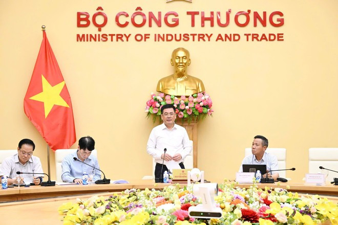 El ministro Nguyen Hong Dien preside la cita (Fuente: VNA) 8886b0fb-a39c-451c-a03a-dc55c4a01003.jpg