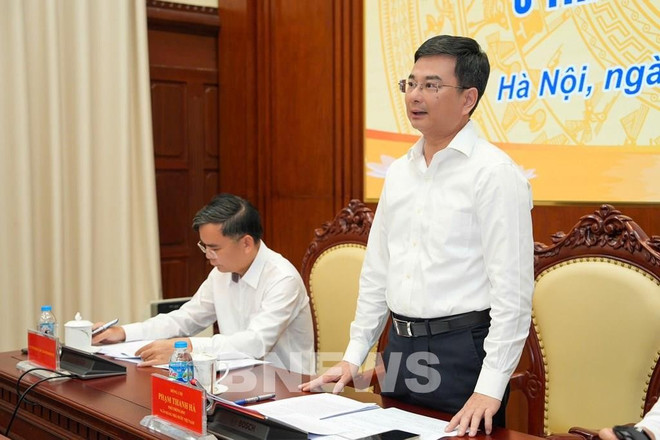 El vicegobernador del BEV, Pham Thanh Ha, habla en un evento relacionado (Fuente: VNA) img-20250708-122721-20250708122922.jpg