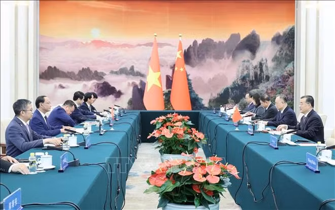 viet-trung.jpg