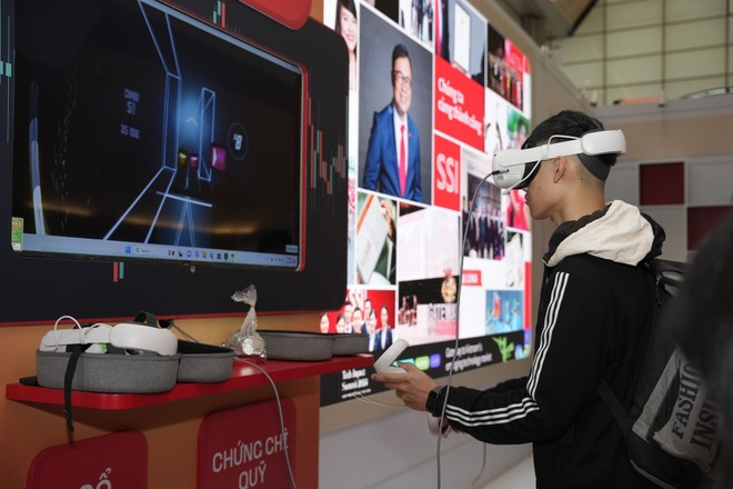 El modelo de crecimiento actual presenta numerosas limitaciones y enfrenta desafíos en un contexto global volátil. (Foto: VietnamPlus) xv72199.jpg