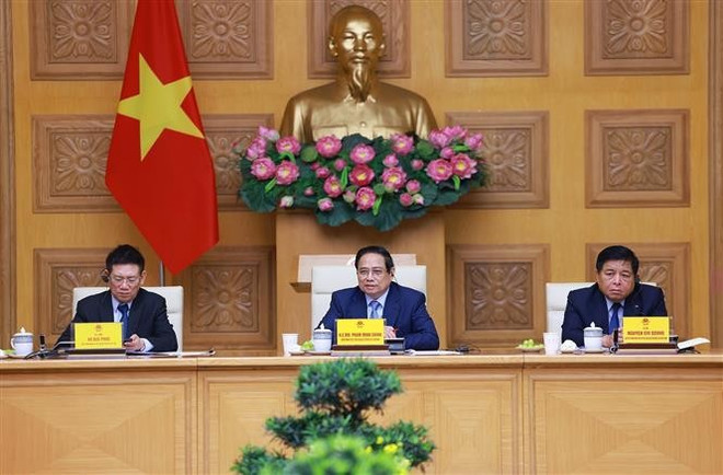 En la reunión (Fuente: VNA) vna-potal-thu-tuong-pham-minh-chinh-gap-mat-dai-dien-doanh-nghiep-hoa-ky-8028619.jpg